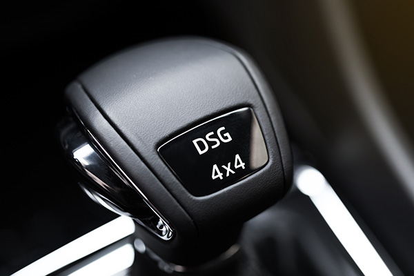 What Is the Difference Between DSG and SMG Transmissions? | GermanTech MotorWorks